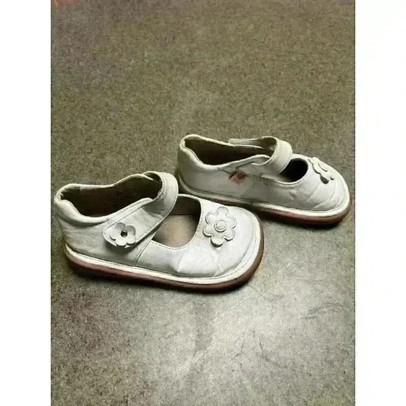 Mooshu Trainers Girl’s Mary Janes - Picture 2 of 4